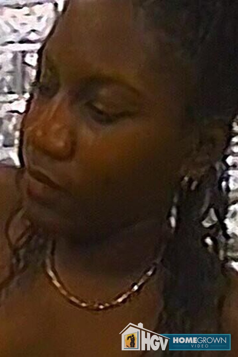 Sexy Ebony Gets the BBC - Screenshot 1 of 4 - Amateur