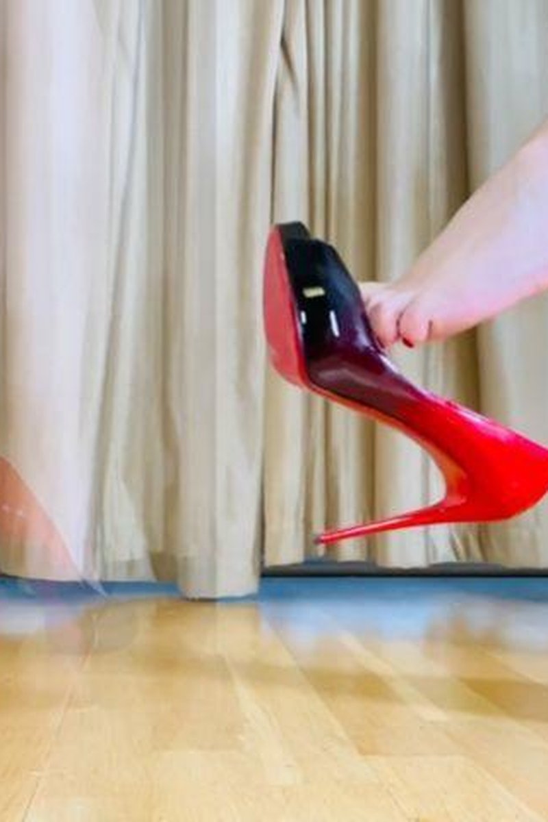 Acceptance - Screenshot 1 of 4 - Foot Fetish