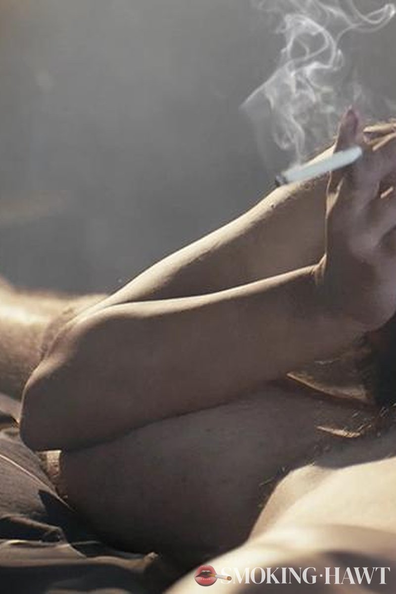 Smoking: Black Angel - Screenshot 1 of 4 - Blowjob