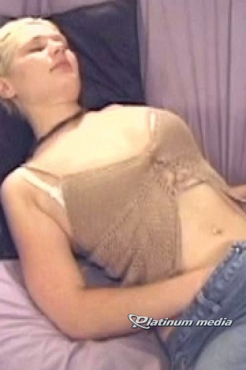 Ginger Is A Pure Amateur Sassy Lady - Screenshot 1 of 4 - Amateur