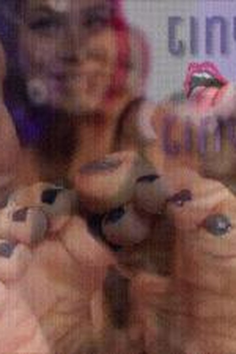Tiny Slave Turned Tiny Snack - Screenshot 1 of 4 - Barefoot
