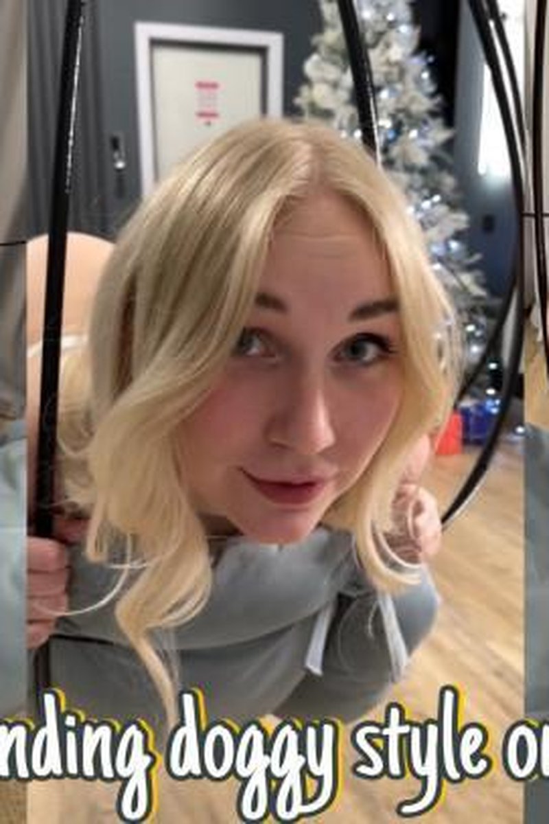 I Am Standing Doggy Style On A Swing - Screenshot 1 of 4 - Ass Fetish
