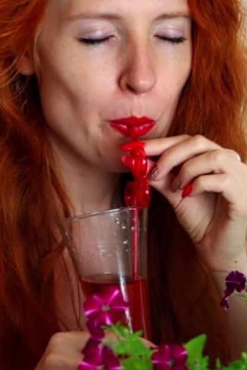 Petunia - Screenshot 1 of 4 - Masturbation