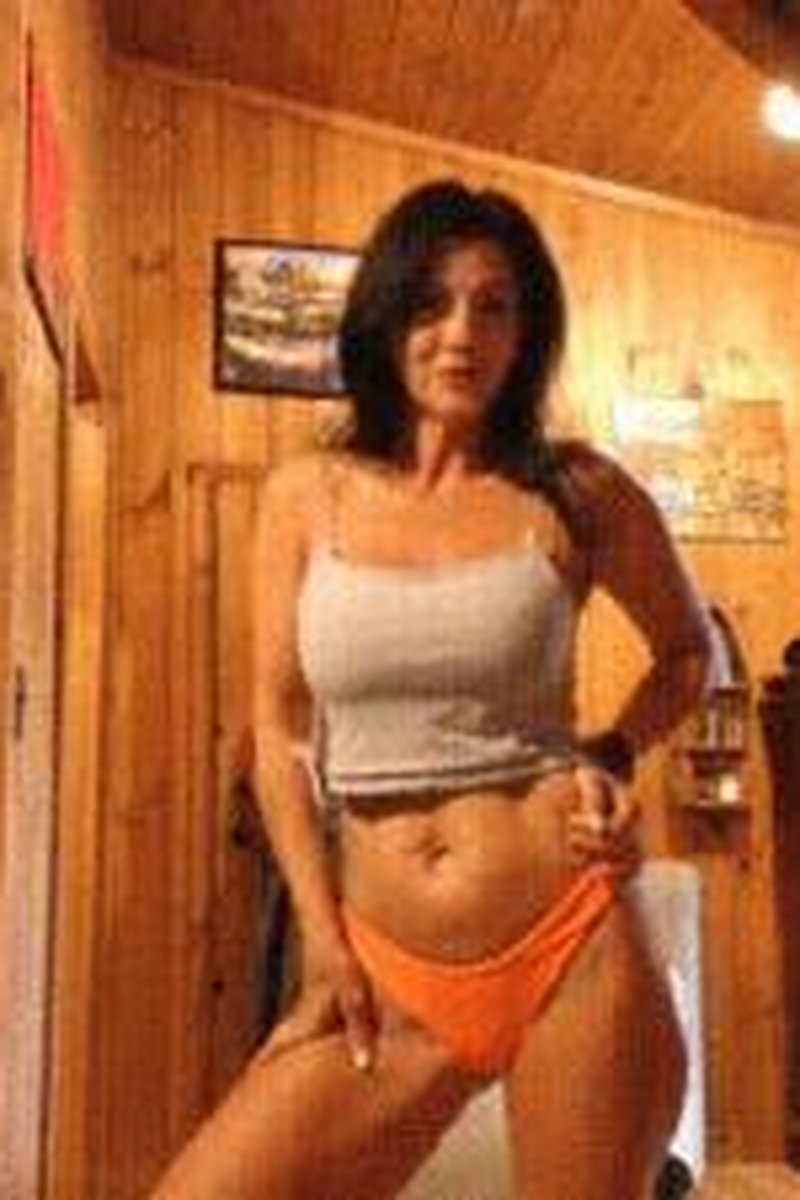 Nutshot - Screenshot 1 of 4 - Ass Fetish