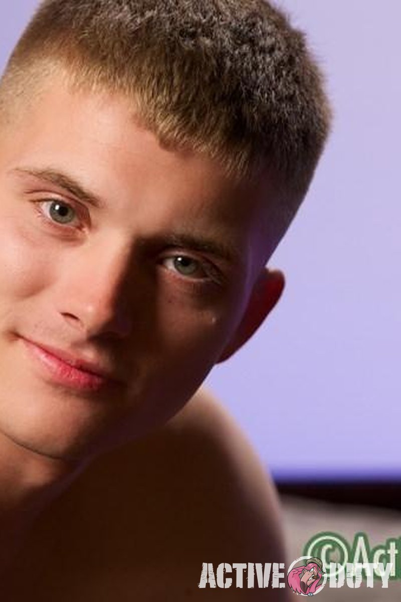 Troy - Screenshot 1 of 4 - Brown Hair