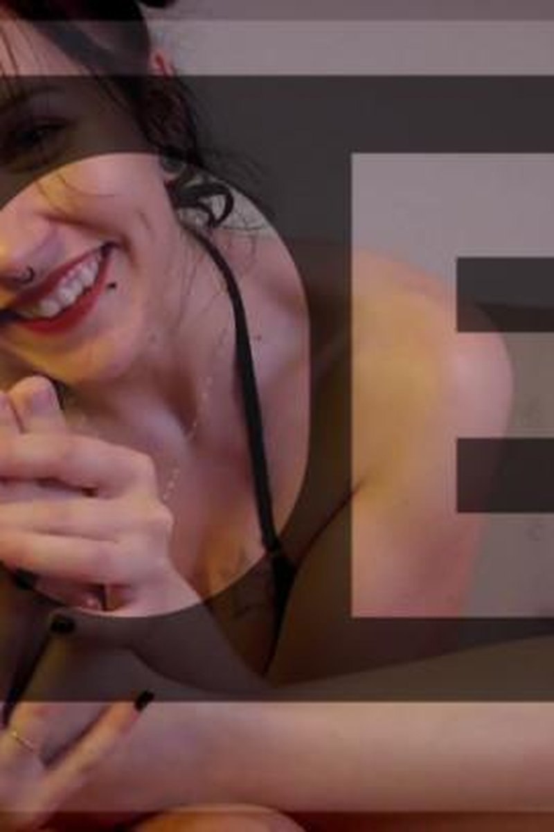 Toes - Screenshot 1 of 4 - Foot Fetish