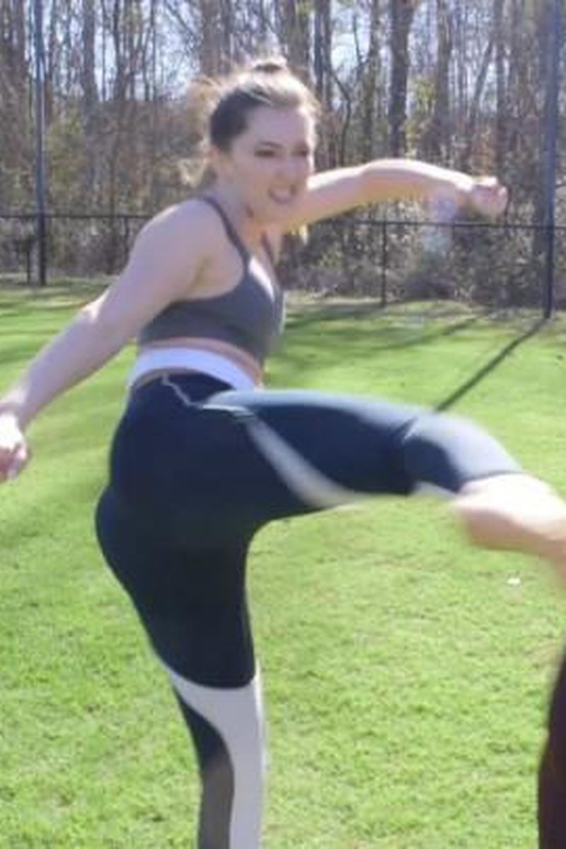 Ryan Aria Outdoor Fight - Screenshot 1 of 4 - Action & Fighting