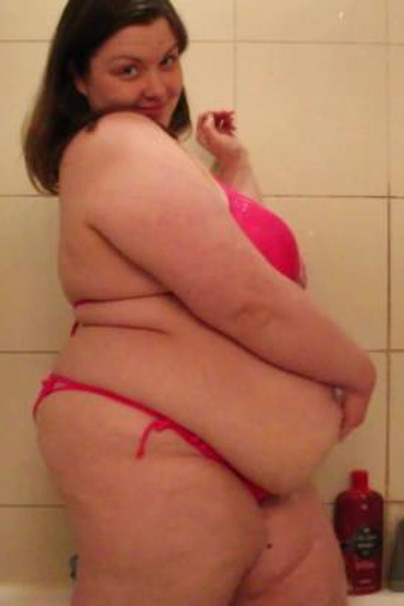 Bikini Time - Screenshot 1 of 4 - BBW