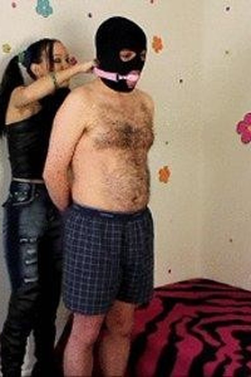 Flogged - Screenshot 1 of 4 - Asian