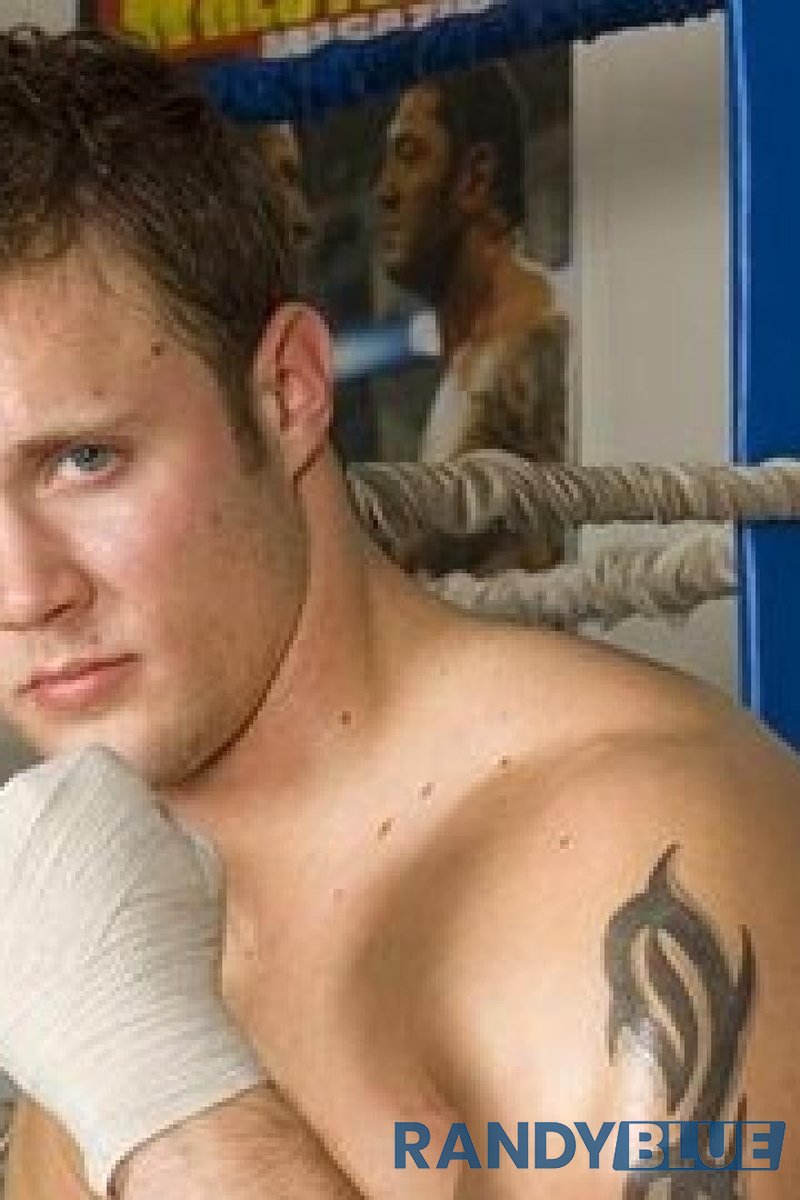 Cole - Screenshot 1 of 4 - Blond Hair