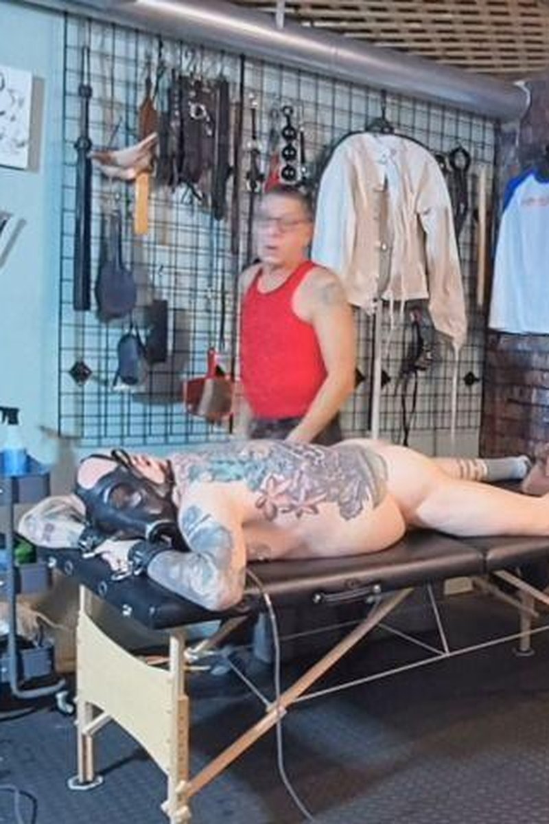 Playroom Action - Screenshot 1 of 4 - Bondage