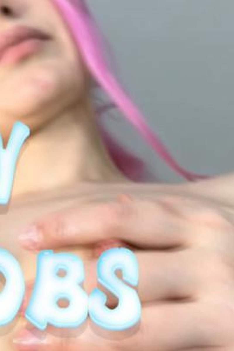Oily Tits - Screenshot 1 of 4 - Boobsfetish