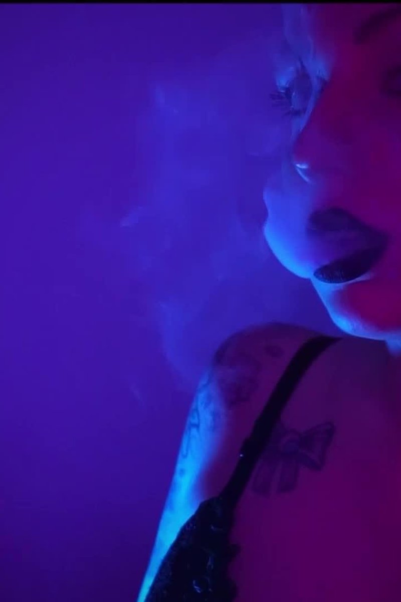 Time To Relax - Screenshot 1 of 4 - Blonde Hair (Female)