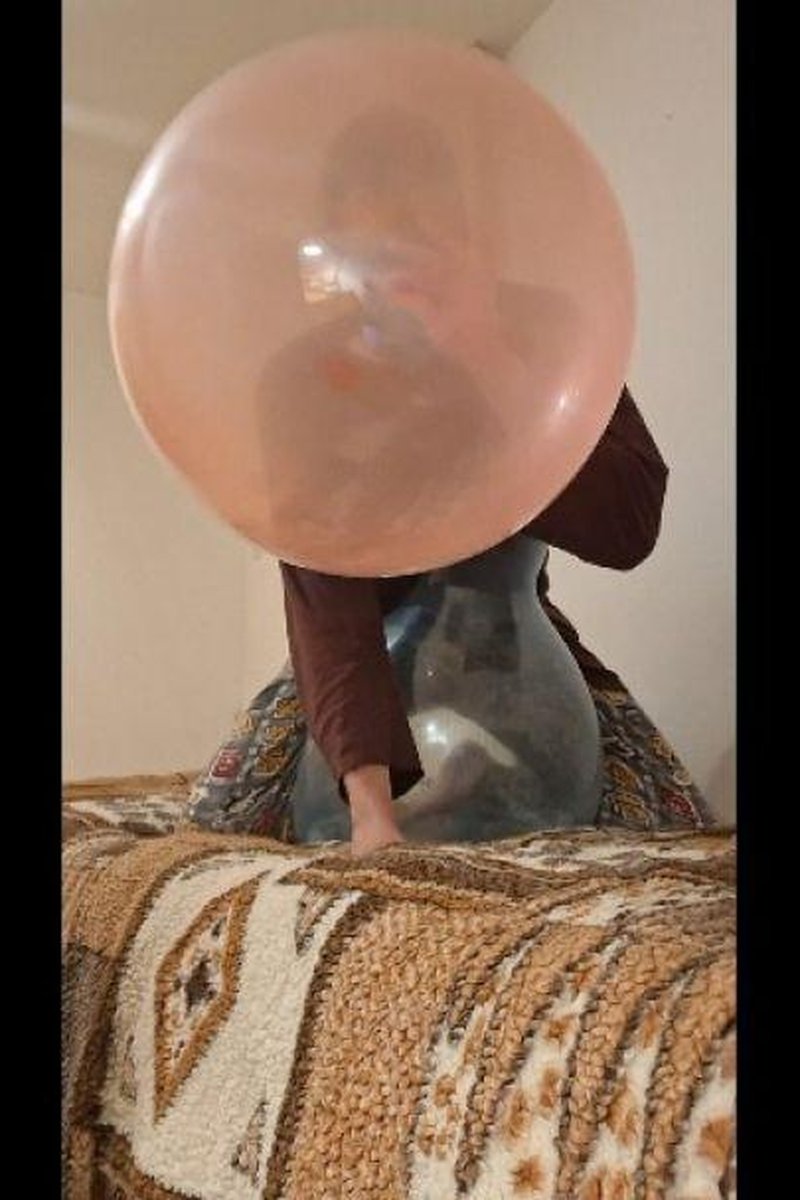 Balloon Play - Screenshot 1 of 4 - 23yearsold