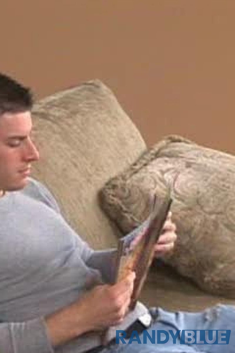Kyle & Mike - Screenshot 1 of 4 - Brown Hair