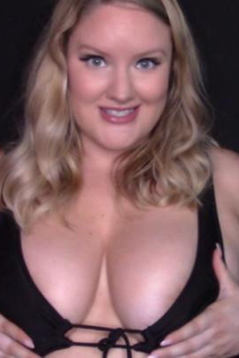 Unfair Comparisons - Screenshot 1 of 4 - Big Tits