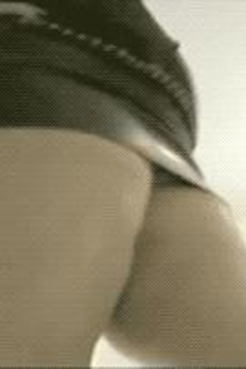 The Amazon - Screenshot 1 of 4 - Big Female Feet