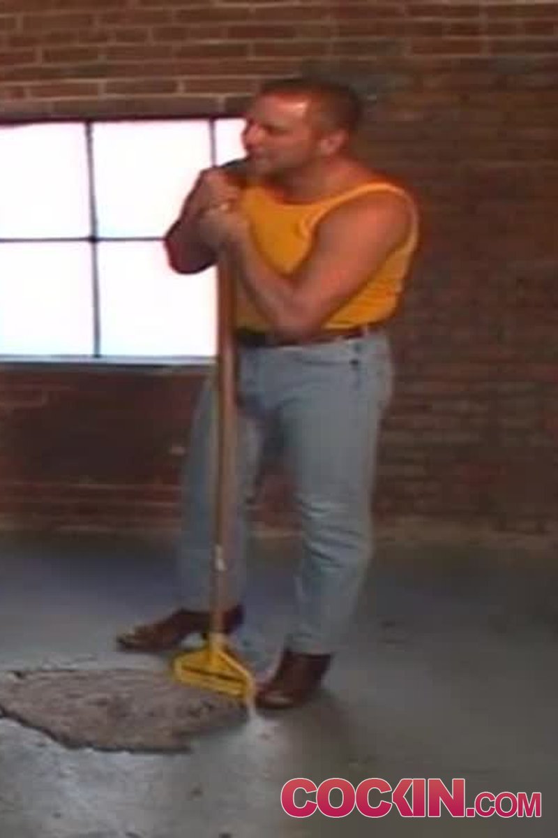 Big Rig Bears 2 - Screenshot 1 of 4 - Gay