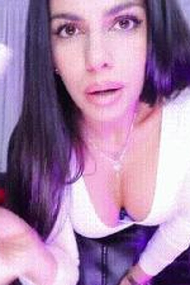 Tooth Brush Pervert Task - Screenshot 1 of 4 - Amateur