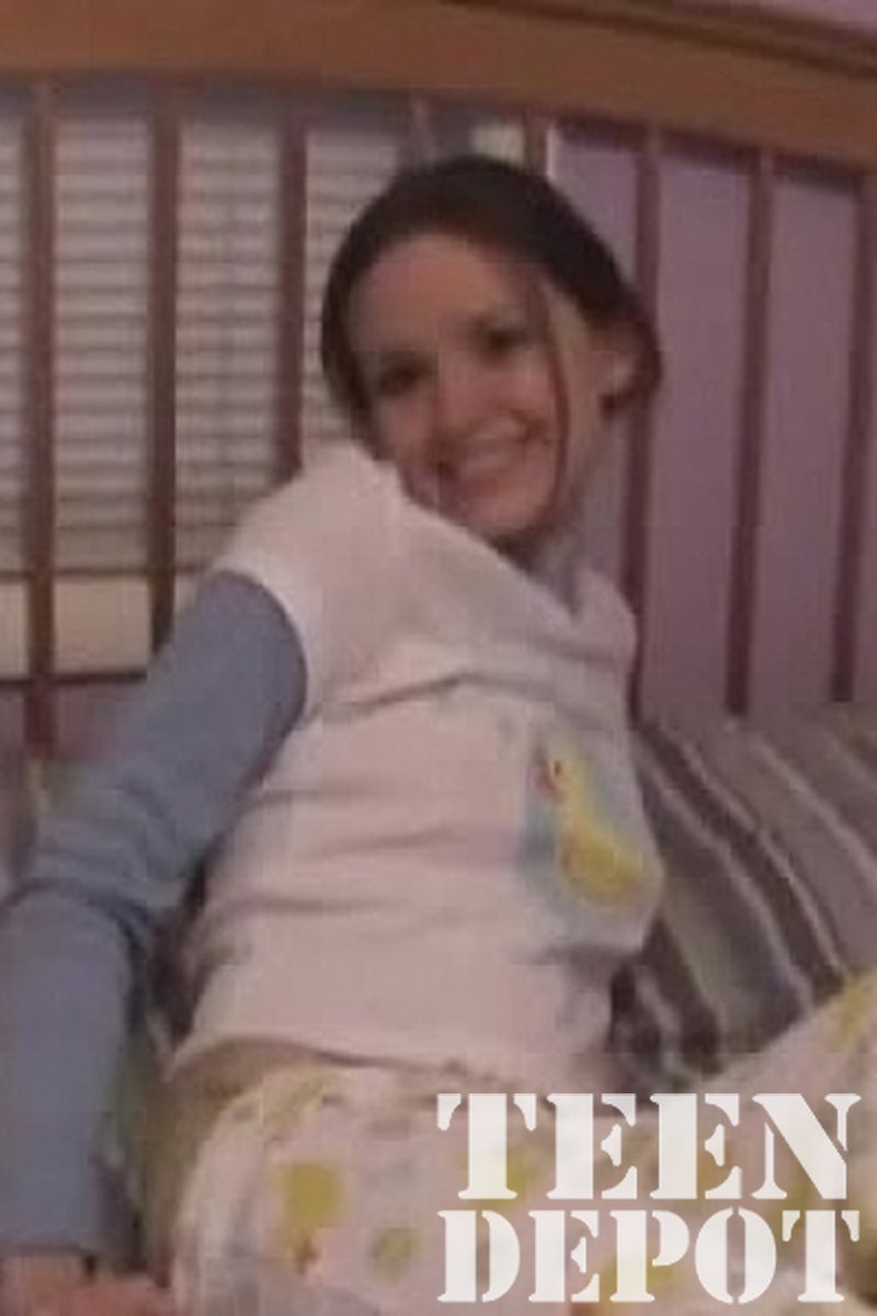 Kitty - Screenshot 1 of 4 - Teen (18-22)