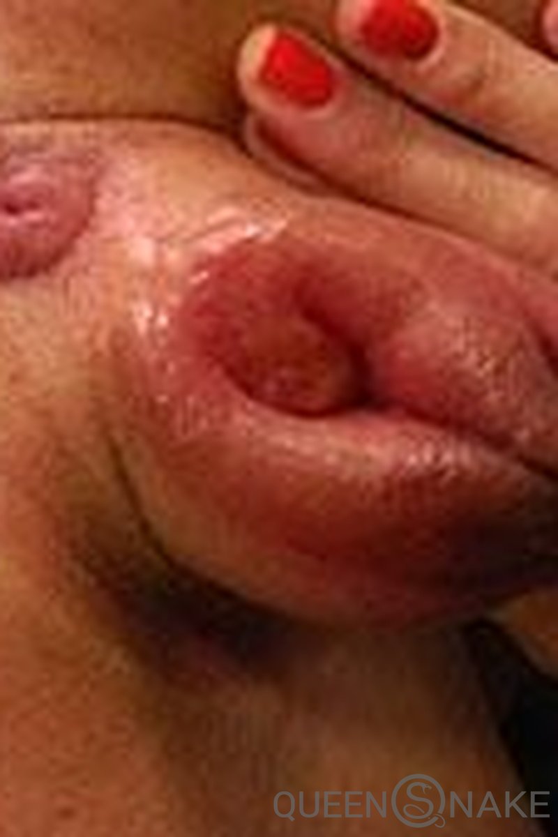 Computer Love - Screenshot 1 of 4 - Blowjob