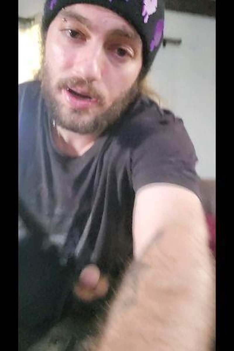 Brat Orders & Teasing - Screenshot 1 of 4 - Cumshot