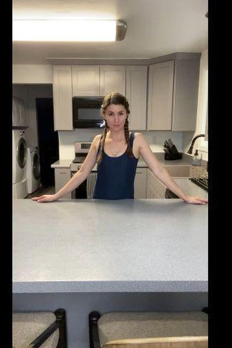 Kitchen Counter - Screenshot 1 of 4 - Babes