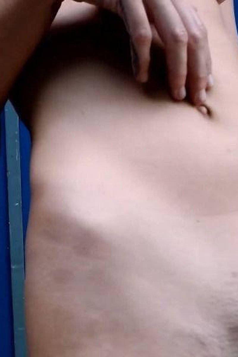 Belly Button Love - Screenshot 1 of 4 - Belly Fetish