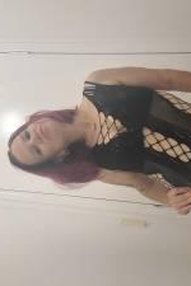 Lingerie - Screenshot 1 of 4 - Shawdii87