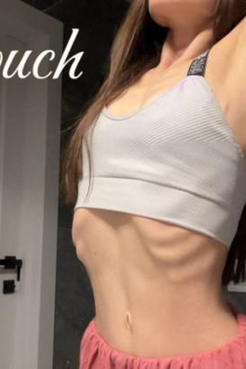 Massaging Myself - Screenshot 1 of 4 - Back Fetish