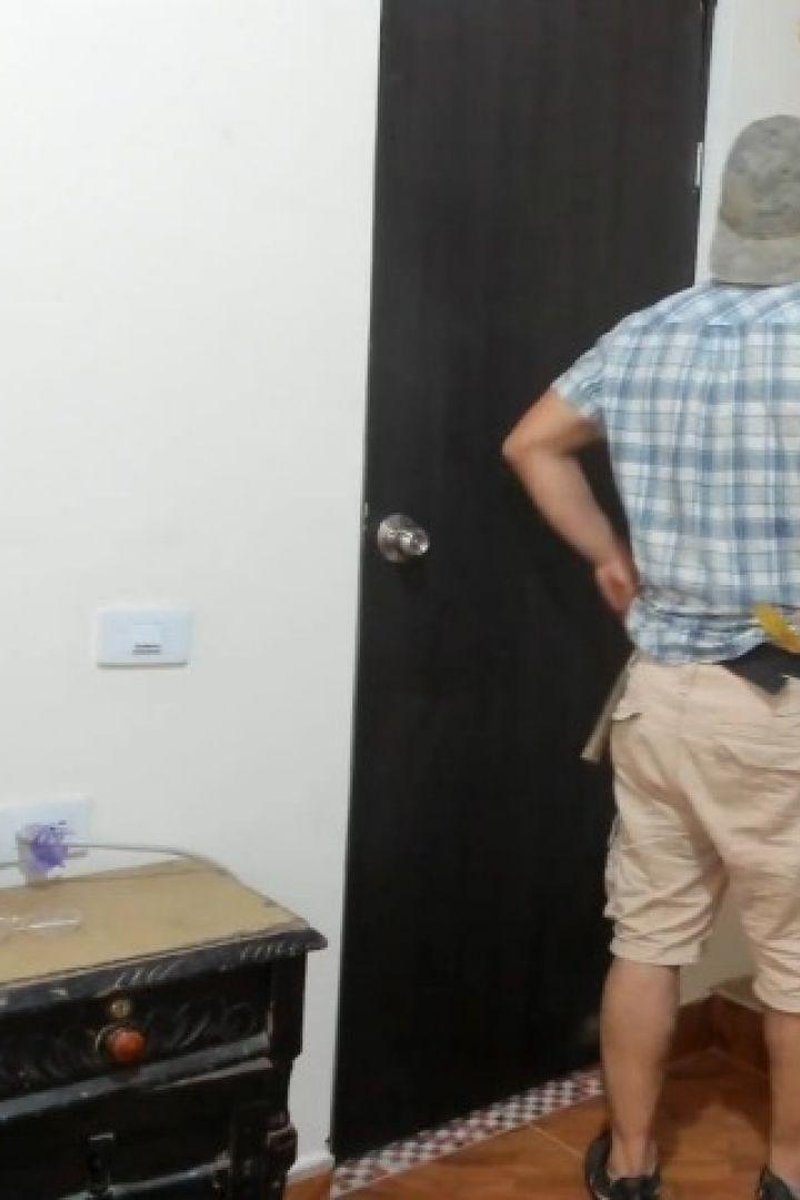 A Carpentry Job - Screenshot 1 of 4 - Construction Worker