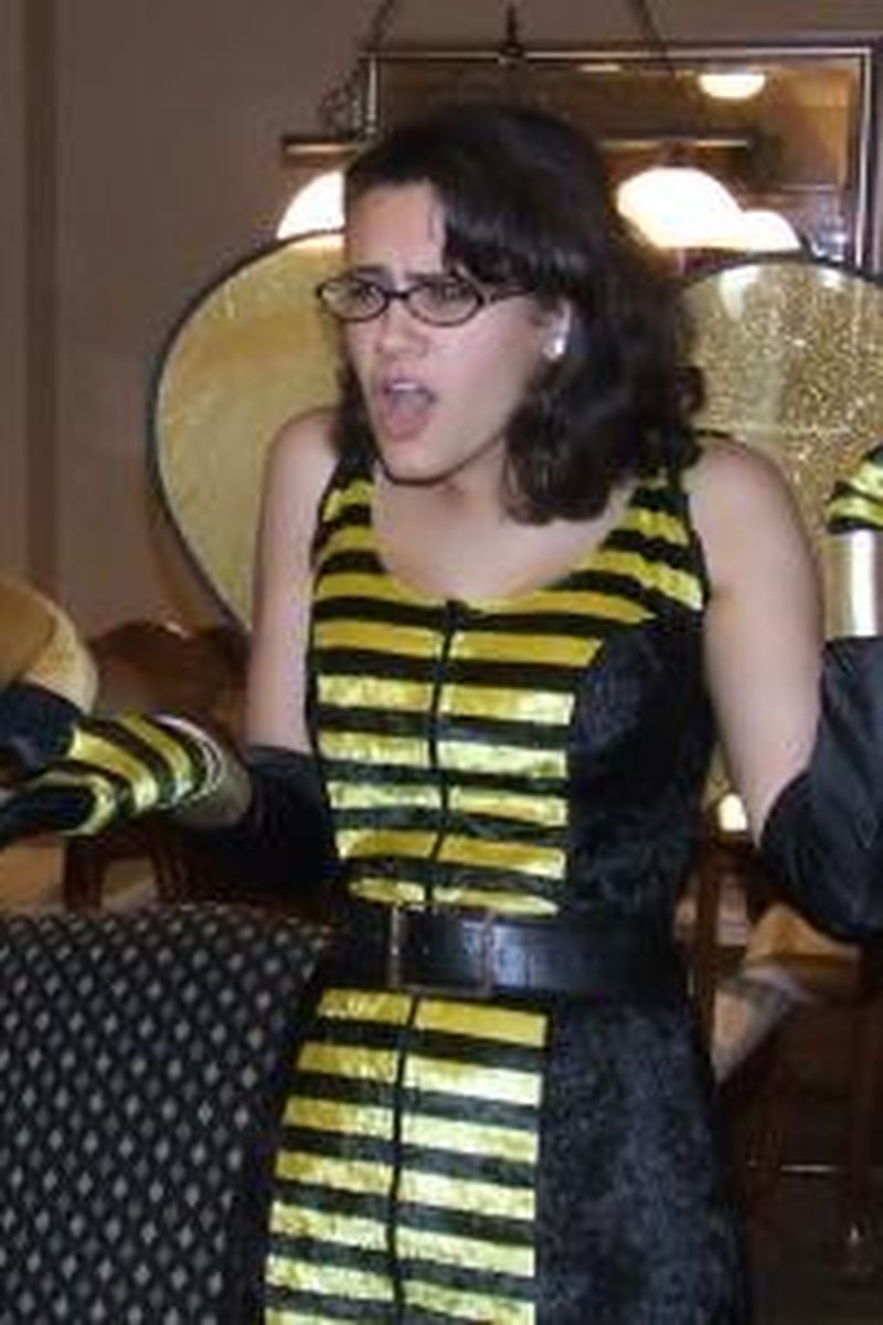 Plight of the Bumble Bees Part 4 - Screenshot 1 of 4 - Bondage