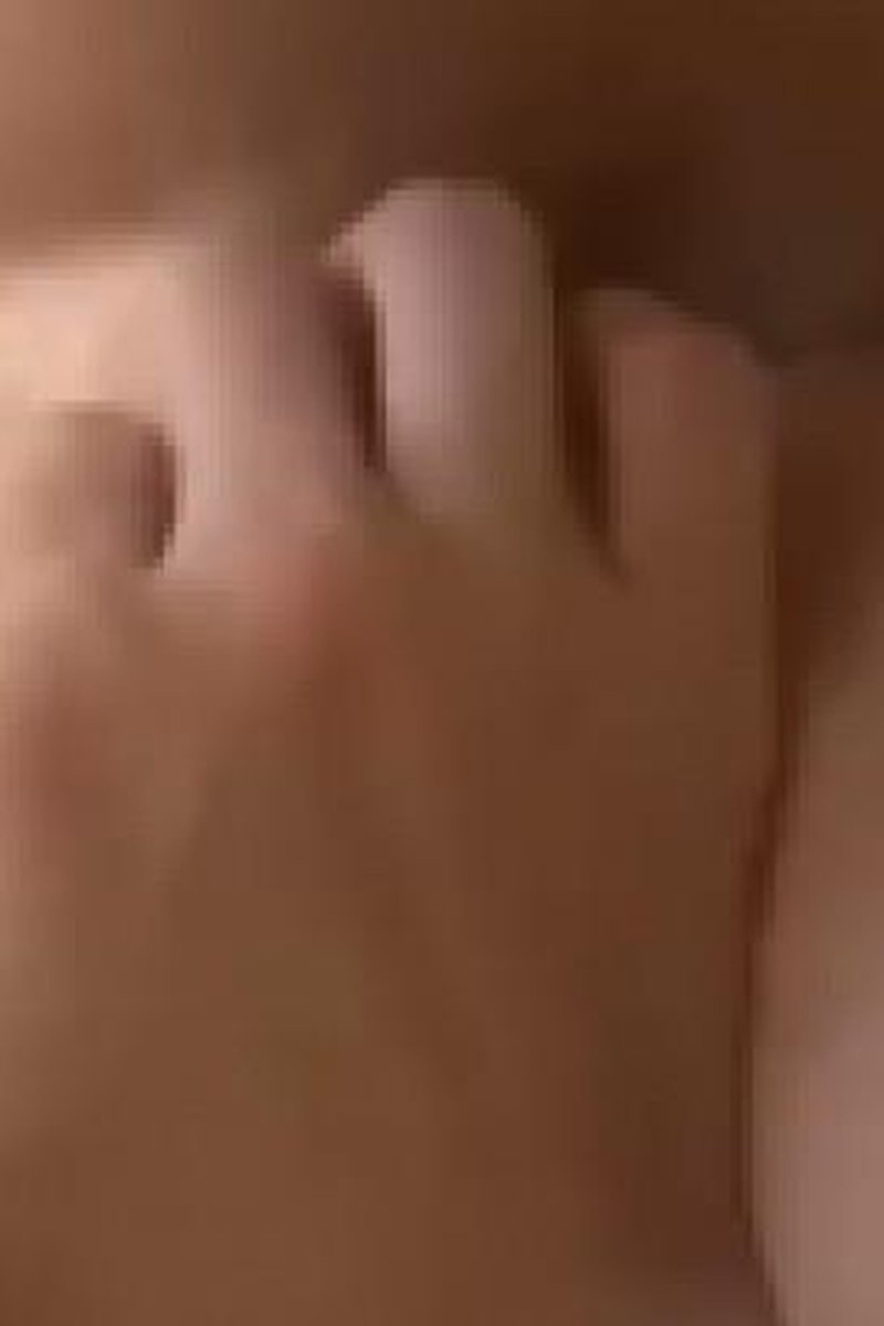 Squirting Slut - Screenshot 1 of 4 - Prettypussy