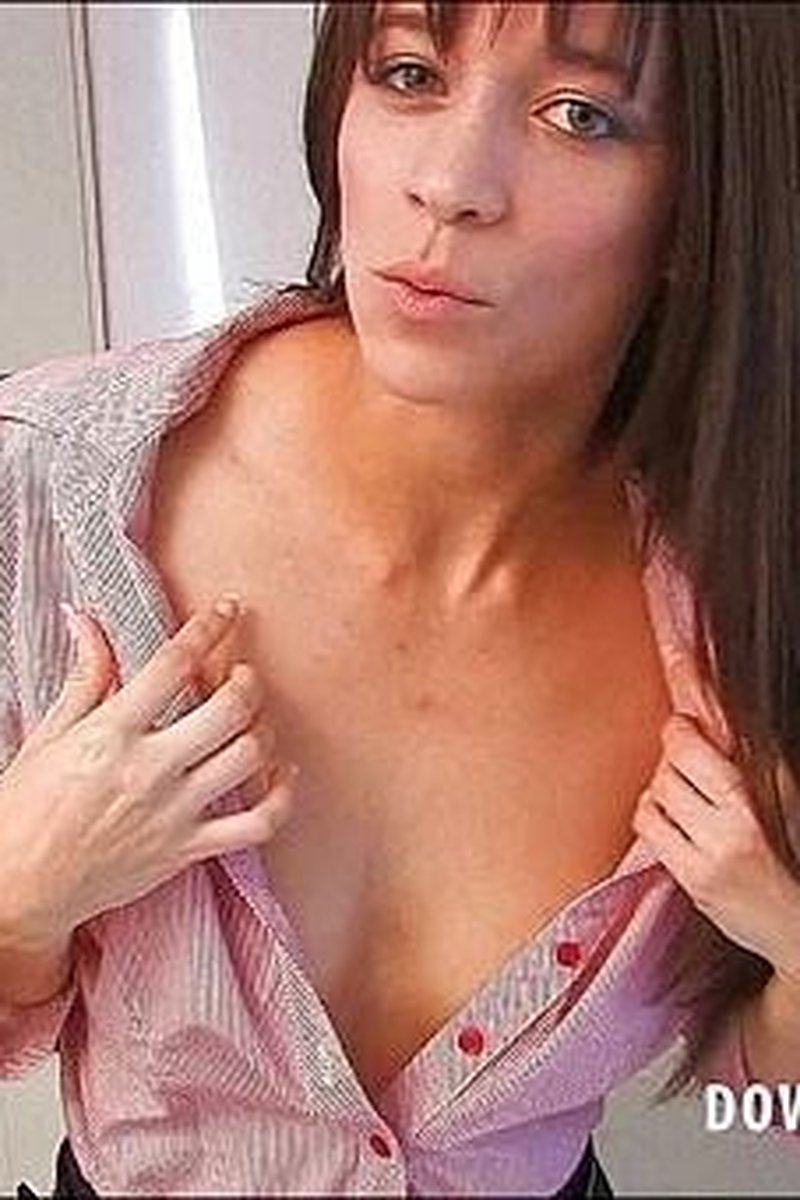 Tracy Rose - Screenshot 1 of 4 - Downblouse