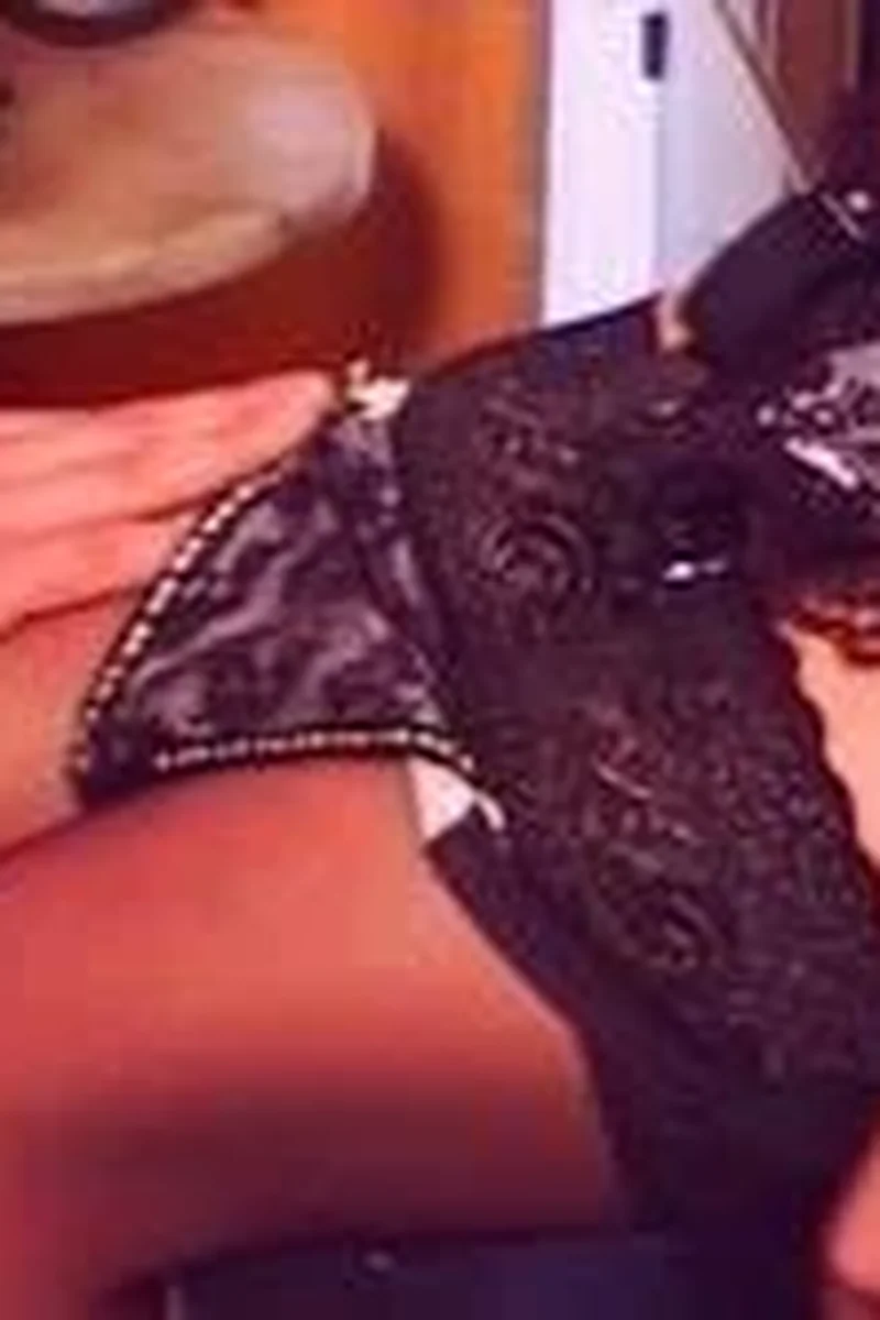 Dressing Up - Screenshot 1 of 4 - Foot Fetish