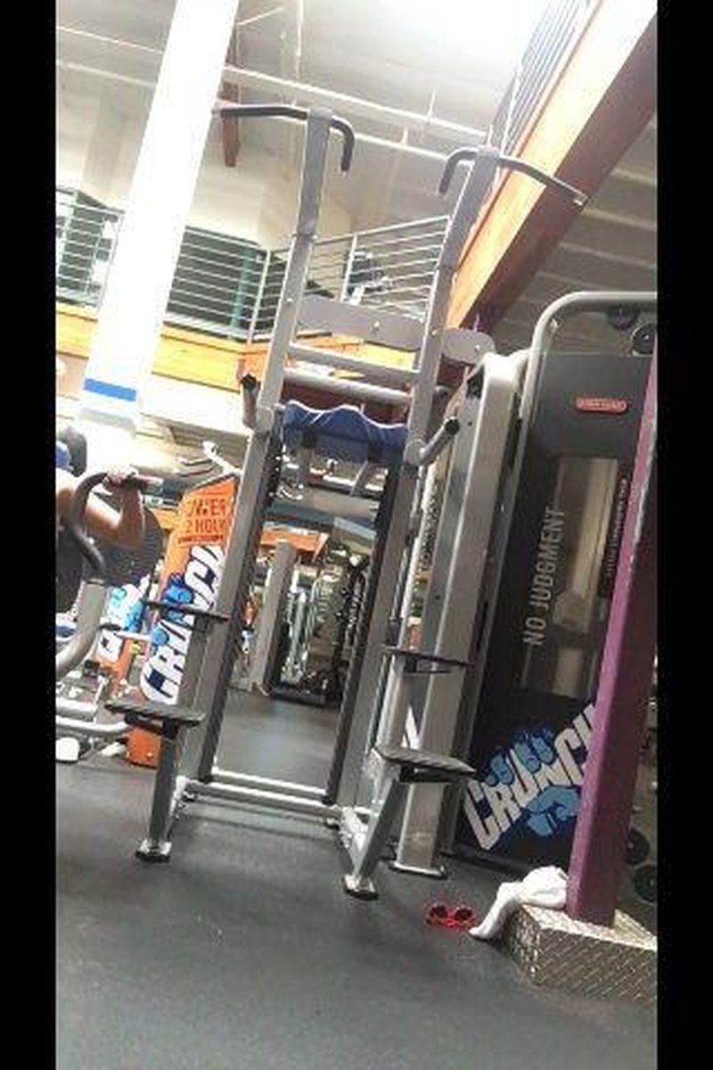 Big Booty Pull Ups - Screenshot 1 of 4 - BBW