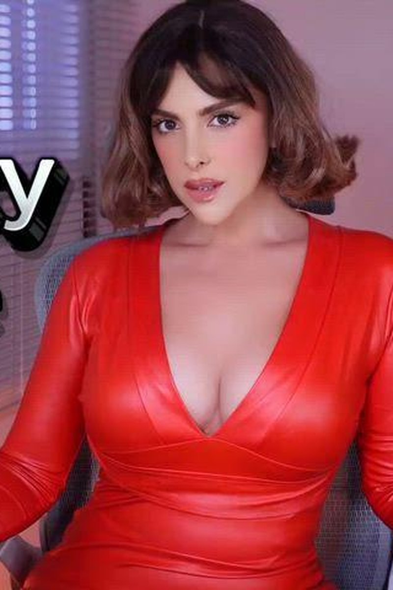 Chastity Slave - Screenshot 1 of 4 - Queen Annellea