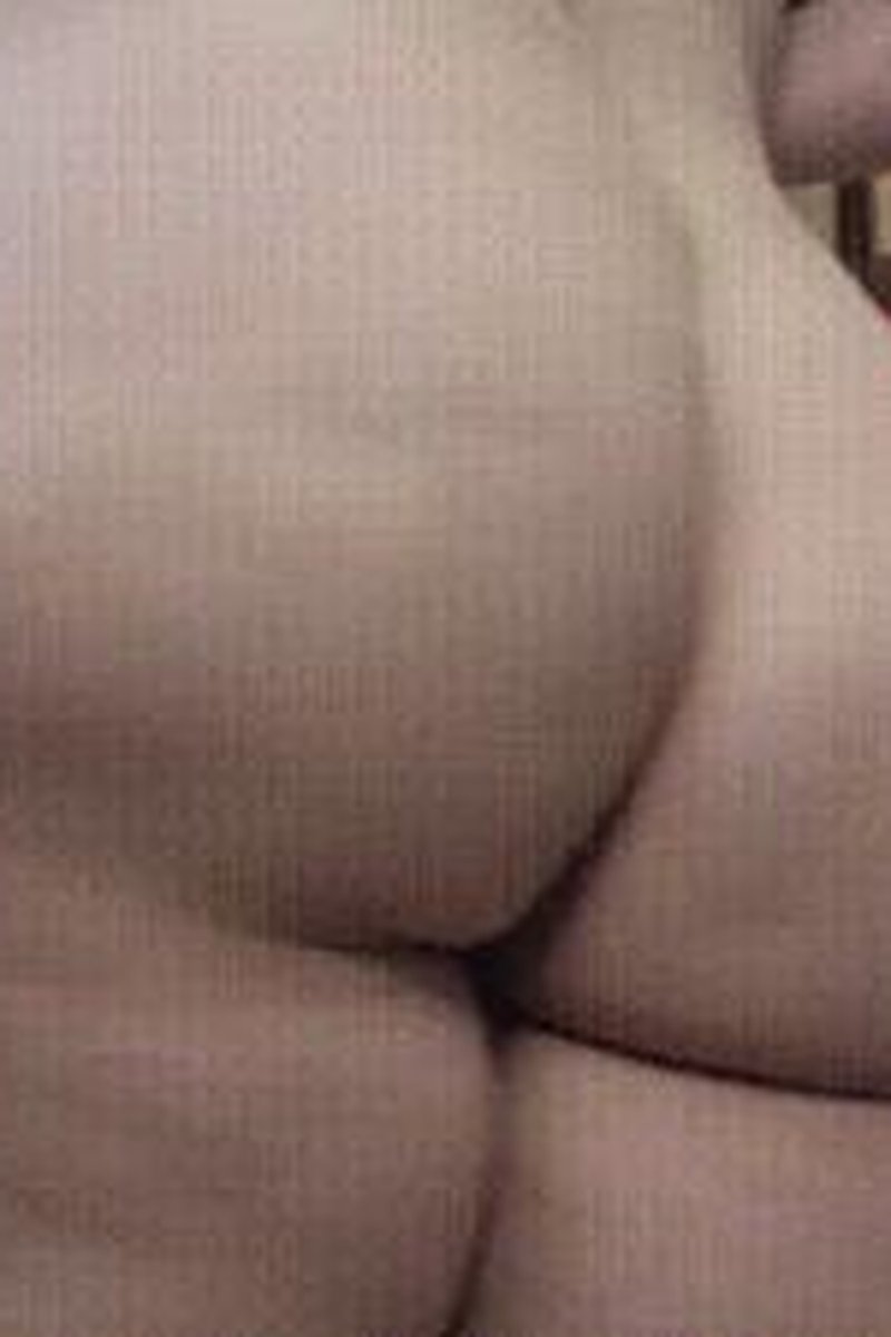 Booty Drops & Flexing - Screenshot 1 of 4 - Ass Fetish