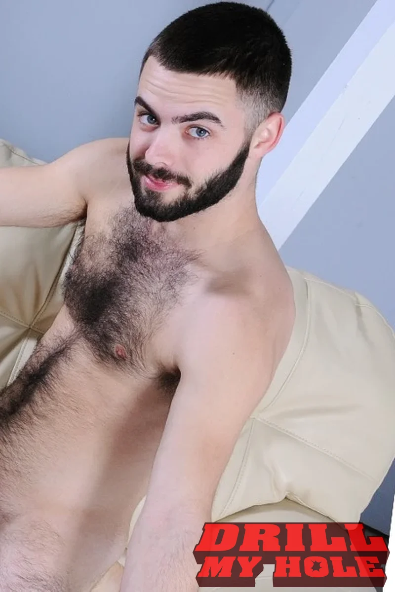 The Extra - Screenshot 1 of 4 - Anal