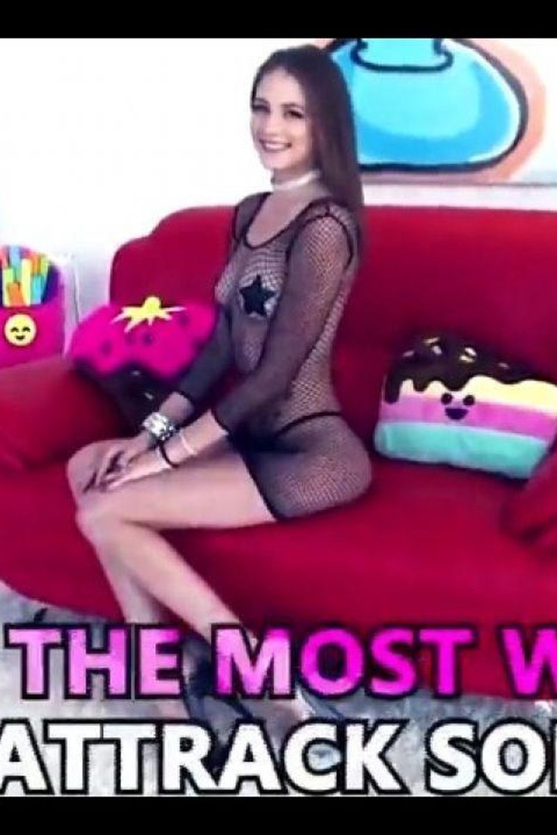 Sissy Whore - Screenshot 1 of 4 - Abusedshoes