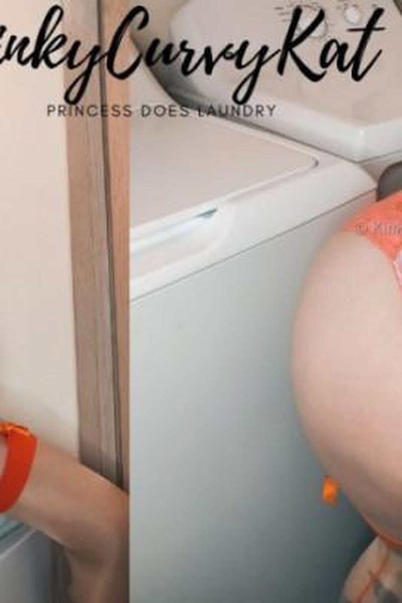 Princess Does Laundry - Screenshot 1 of 4 - Babes