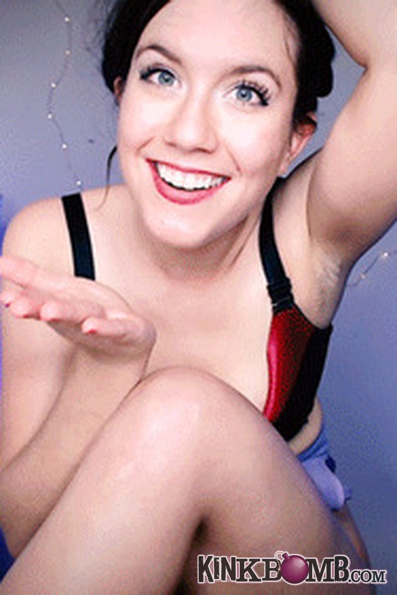 Natashas Bedroom: Mystery Cei Task - Screenshot 1 of 4 - Cum Eating