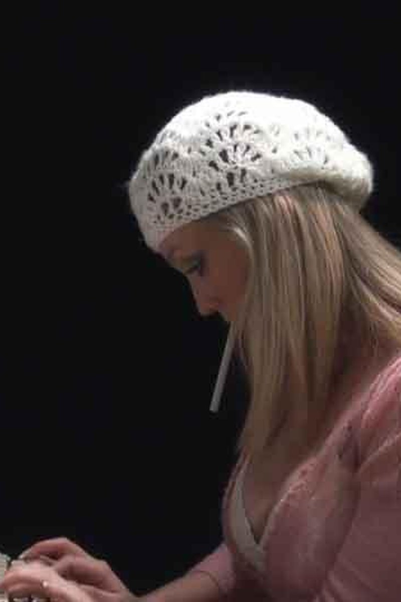 Nancy 2 - Screenshot 1 of 4 - Spanking