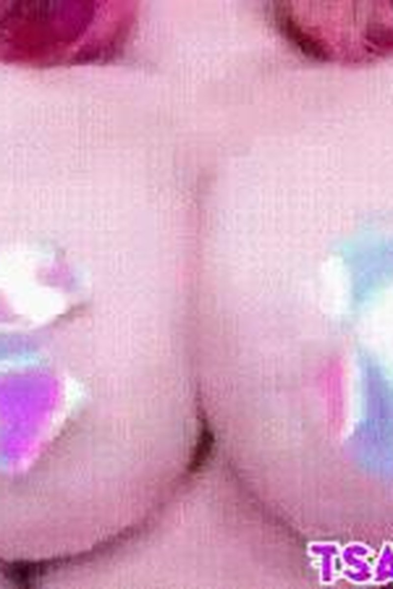 Luxurious **** - Screenshot 1 of 4 - Broken