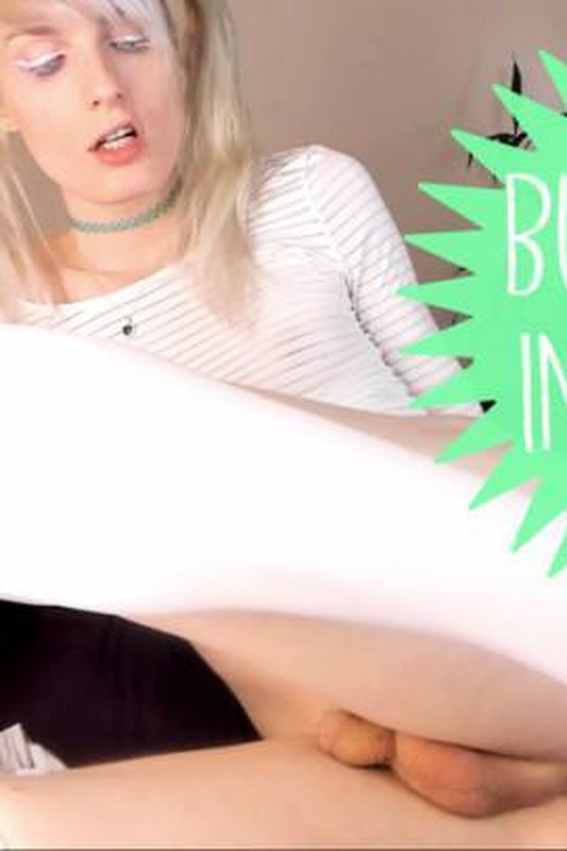 Vibrating Butt Plug Insertion - Screenshot 1 of 4 - Blonde Hair (Female)