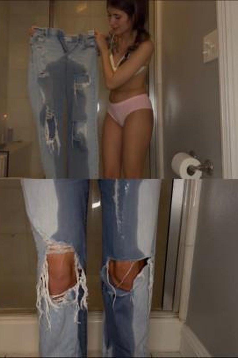 Bathroom Battles - Screenshot 1 of 4 - Cum Play