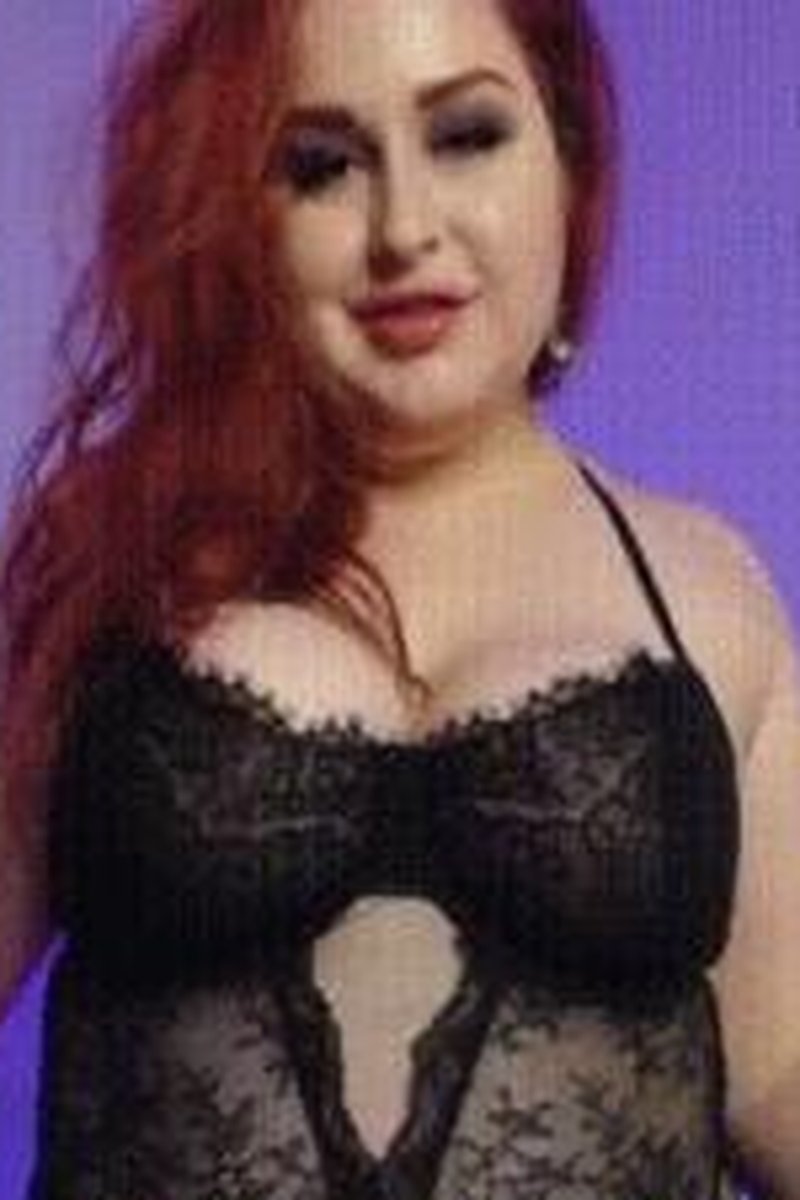 Swallow Your Pride - Screenshot 1 of 4 - BBW