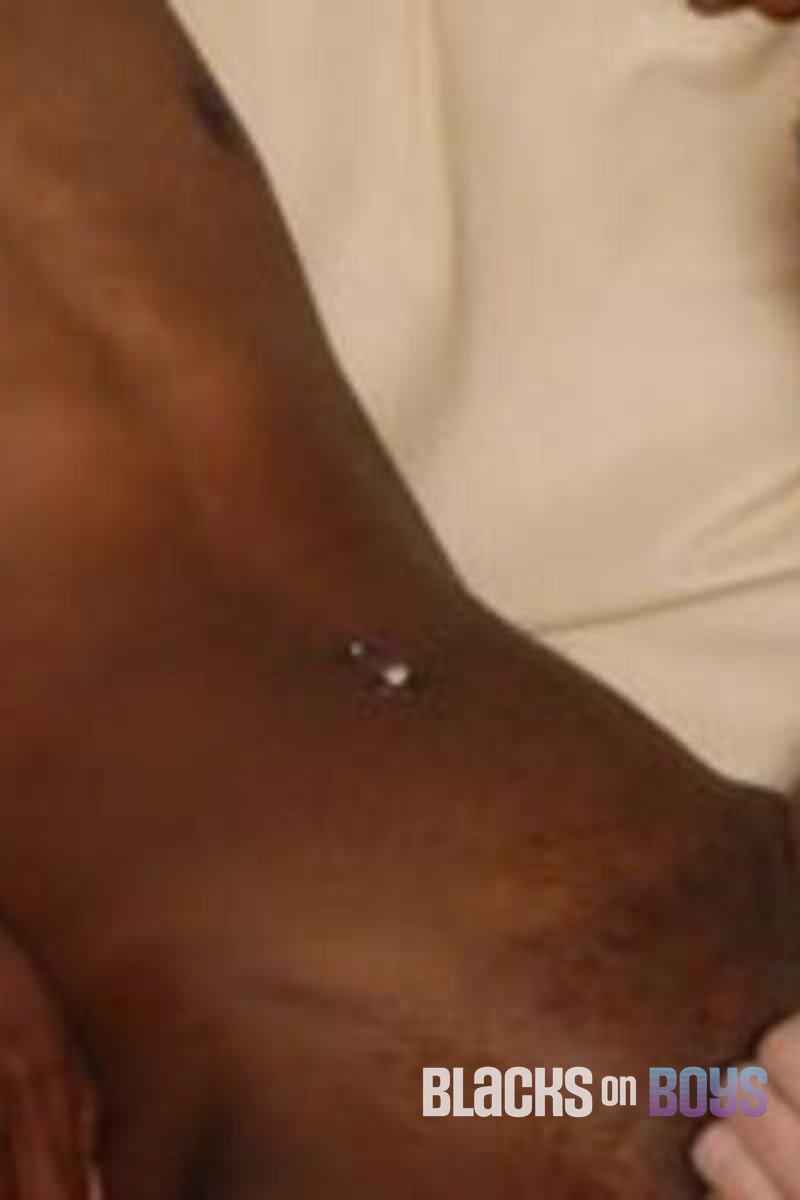 Steven Carmichael - Screenshot 1 of 4 - Anal