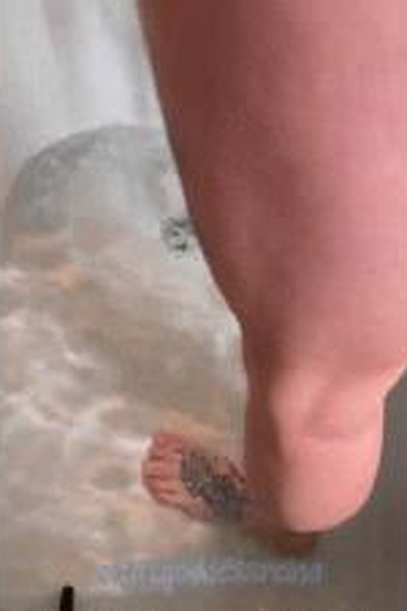 Goddess Pedicure - Screenshot 1 of 4 - Domination