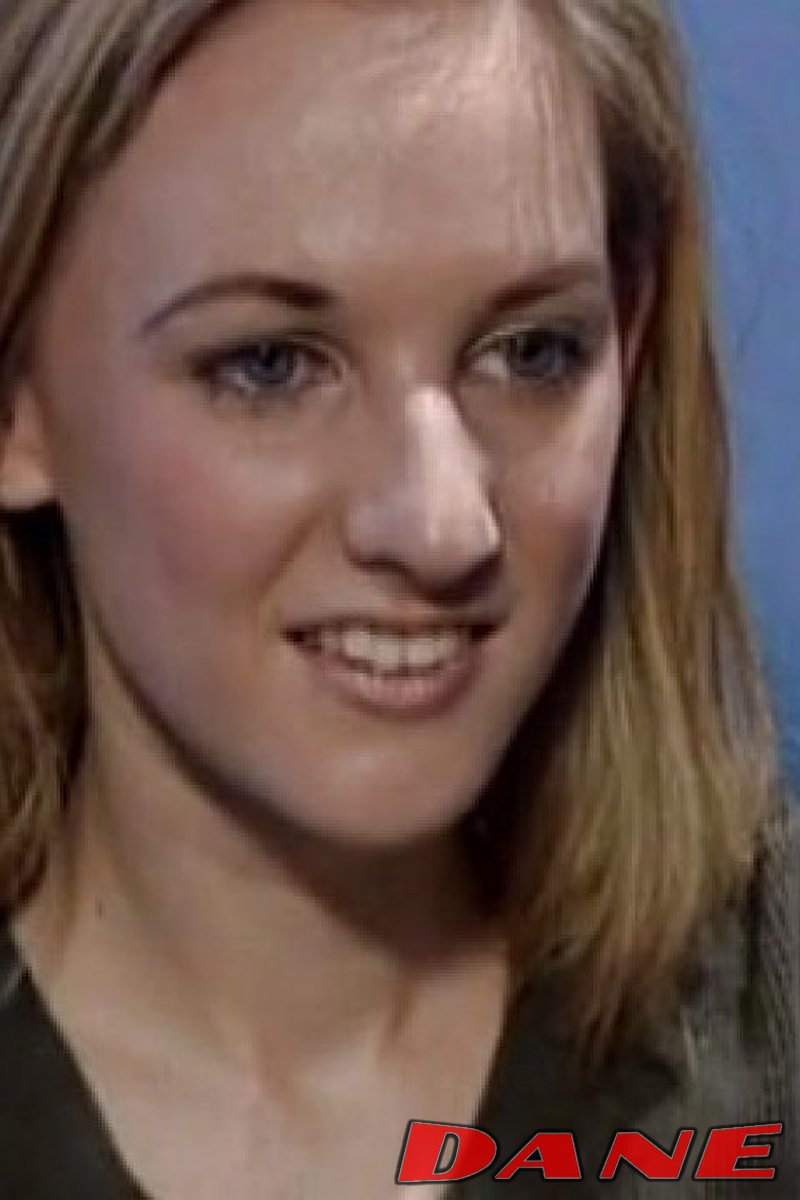 ... - Screenshot 1 of 4 - Blond Hair